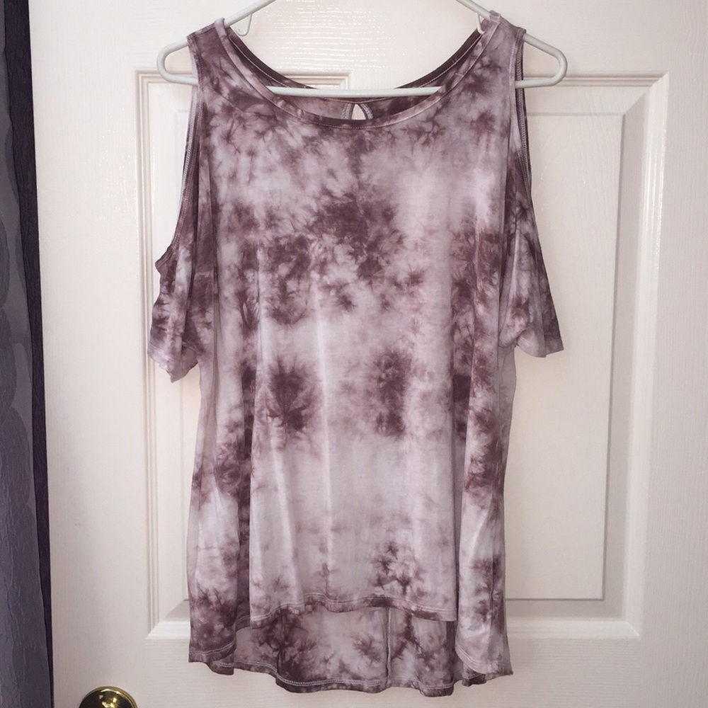 American Eagle Cold Shoulder Tee small